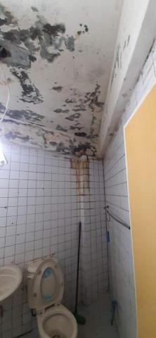 竣鼎防水抓漏工程行 - 浴廁漏水整修前