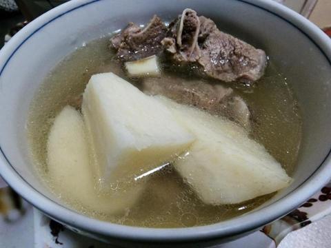 王苓格（小米廚房） - 山藥排骨湯