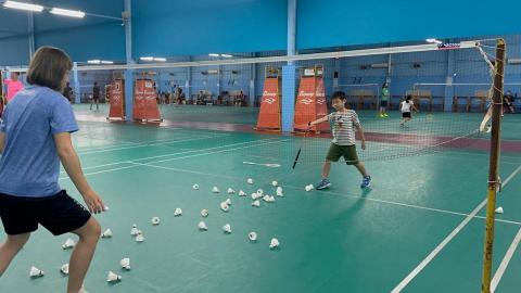 伶樺 - 練習挑球/調整動作