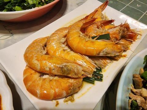 王苓格（小米廚房） - 白芍蝦