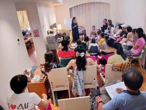 謝富美 - 催眠諮商教學