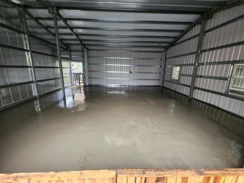 宇尊工程行 - 灌漿拉平 宇尊工程行 - 灌漿拉平