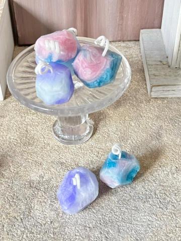 黃湘玲 - KCCA工藝蠟燭大師證照班
-寶石蠟燭