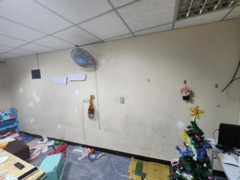 宇尊工程行 - 室內油漆(前) 宇尊工程行 - 室內油漆(前)