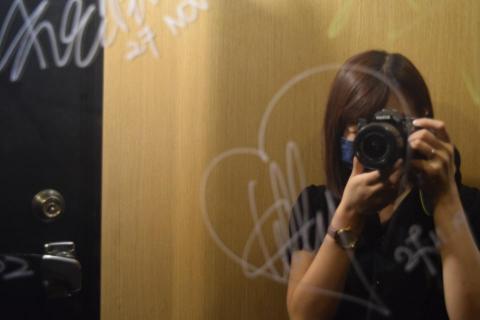 音樂島錄音室Mike - 【造訪藝人簽名區】