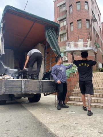 雷汗⚡專業運輸 - 