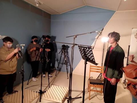 Awding studio音樂工作室 - 工作記錄1_人聲錄音 Awding studio音樂工作室 - 工作記錄1_人聲錄音