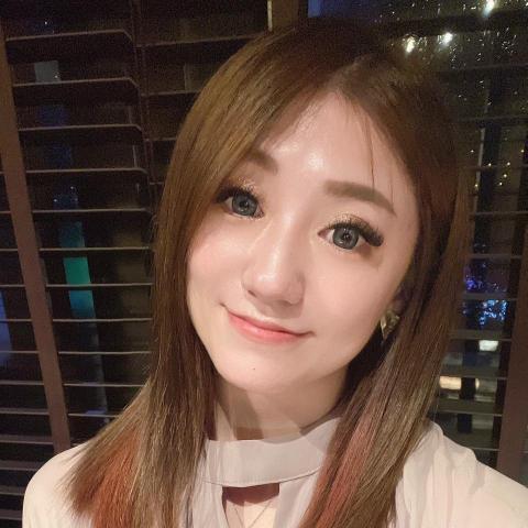 Manyun Hou Manyun Hou