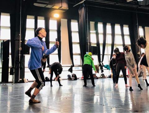 廖健堯 - 教肢體工作坊