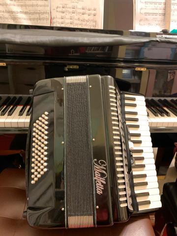 邵淑蘭 - 手風琴 邵淑蘭 - 手風琴