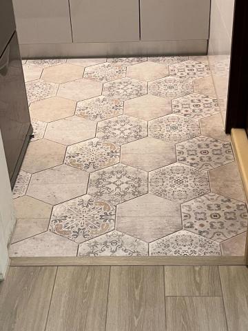 聖辰地板設計(塑膠地板代工達人賴桑) -  聖辰地板設計(塑膠地板代工達人賴桑) -