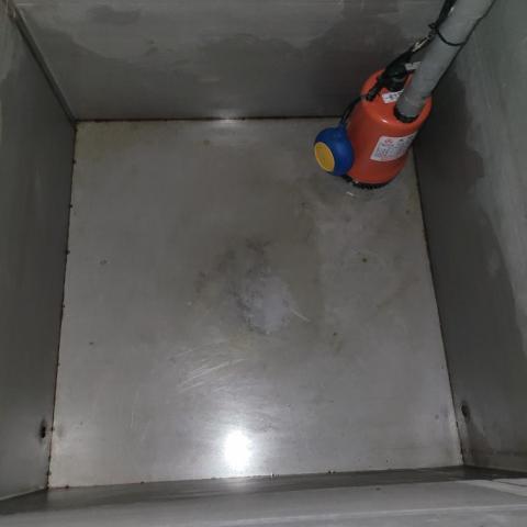 萬光福 - 污水槽清洗