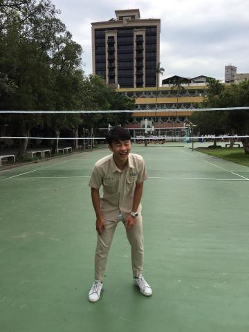 白露未晞 - 高中就讀建中