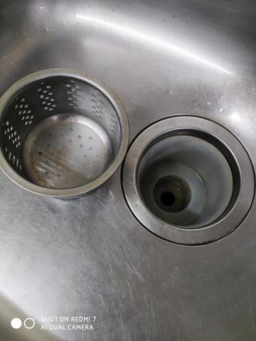 楊秀蘭 - 水槽清潔後