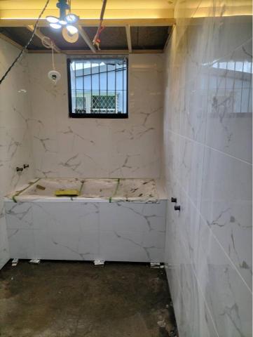 邱泓洋 - 廁所翻新