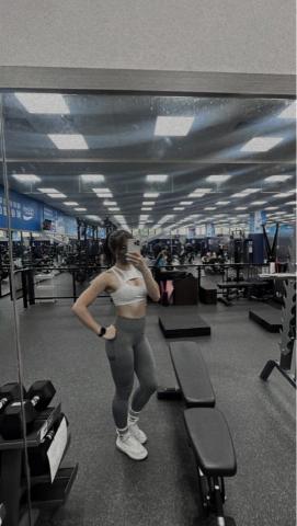 pony - 個人體態雕塑