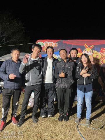 DJ Double H 混音娛樂工作室 - 會後合影 2022跨2023 苗栗老官道休閒露營農場 跨年晚會活動演出 DJ Double H 混音娛樂工作室 - 會後合影 2022跨2023 苗栗老官道休閒露營農場 跨年晚會活動演出