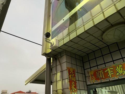 宏睿工作室 - 更新200畫素攝影機 宏睿工作室 - 更新200畫素攝影機