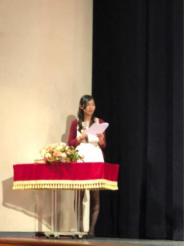 Irene Chu - 主持畢業典禮