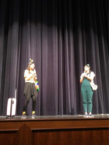 Irene Chu - 主持畢業典禮