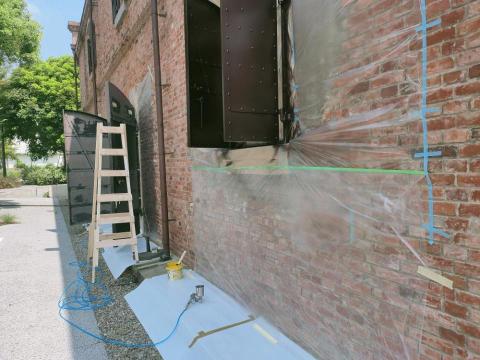 呈玖工程 - 古蹟造型門噴漆