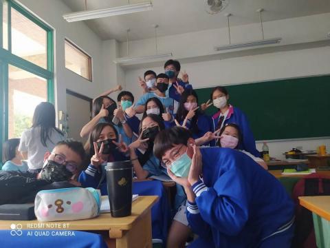 張捷 - Jay國文老師在海山高中教書合照