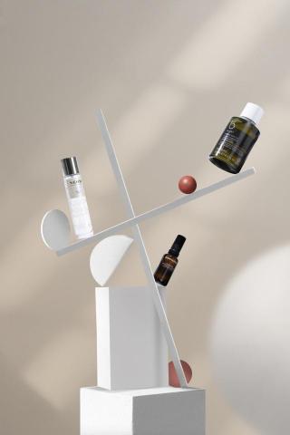 NOXIOUS設計工作室-ADAM - Rebalance平衡
誠品保養品專櫃母親節活動主視覺