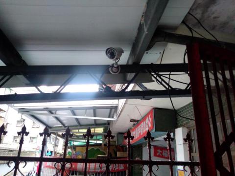 阿陞 - 監視器安裝