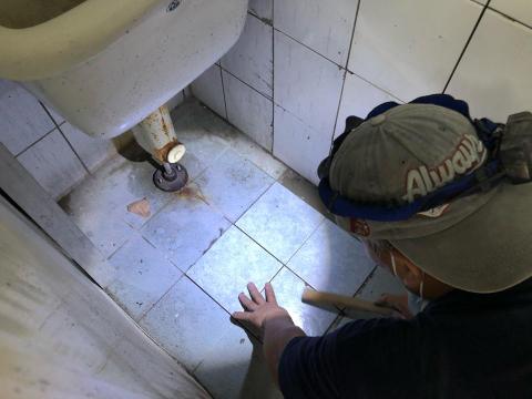 捷呈工程行 - 磁磚修補