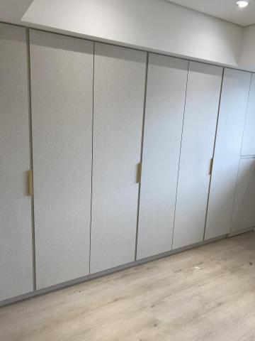 王鈞霆 - 基本開門衣櫃