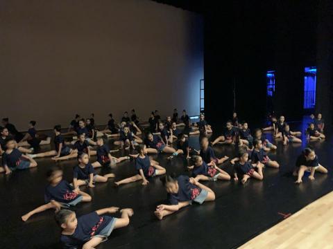 沈均蔓 -  沈均蔓 -