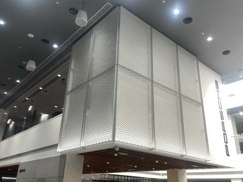 威錩室內裝潢企業有限公司 - 台南保時捷-鋁擴張網