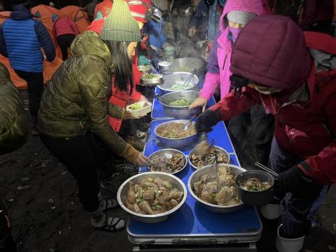 阿忠登山服務團隊 - 高山煮菜