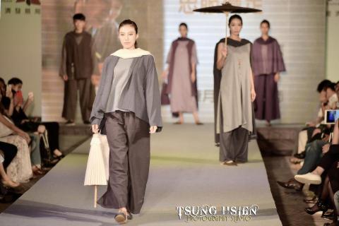 翁宗憲 - 康老師_思服織足_服裝發表會