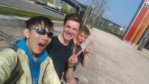 蕭溙辰 - 與德國友人在外