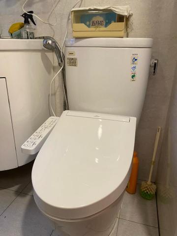 極有居家蔣翊垵 - TOTO免治馬桶蓋安裝