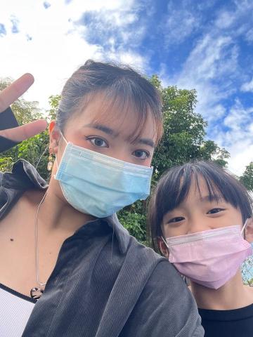 涂芯慈 - 我與妹妹的合照