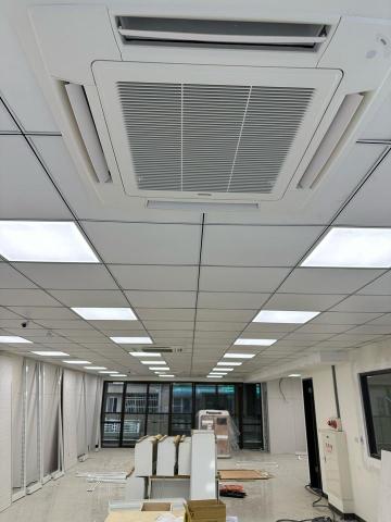 成緯空調有限公司 - 商空室內機安裝