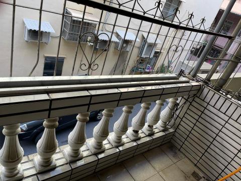 黃米琪 - 居家陽台清洗