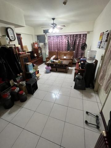 李俊杰 - 客廳打掃清潔