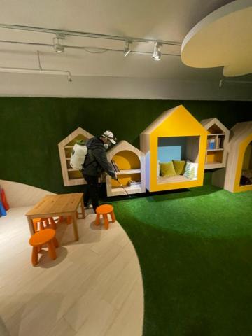 邊境環衛管理實業 -  邊境環衛管理實業 -