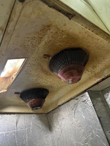 李俊杰 - 廚房清潔 