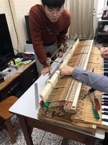 薛煜儒鋼琴調音 - 