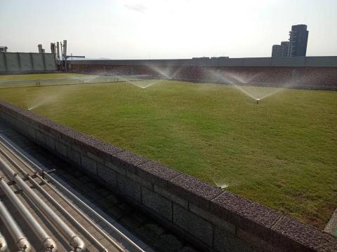 李孟駿 - 草皮樹木噴水灌溉