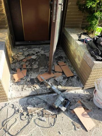 張玉修繕 - 門口整修