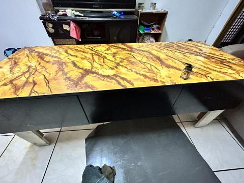 誠大油漆工程行 - 桌面彩繪
