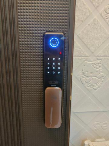 宇泰鎖印行 - 電子鎖具