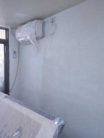 銓興油漆工程行 - 粉刷前(右)未粉刷(左)