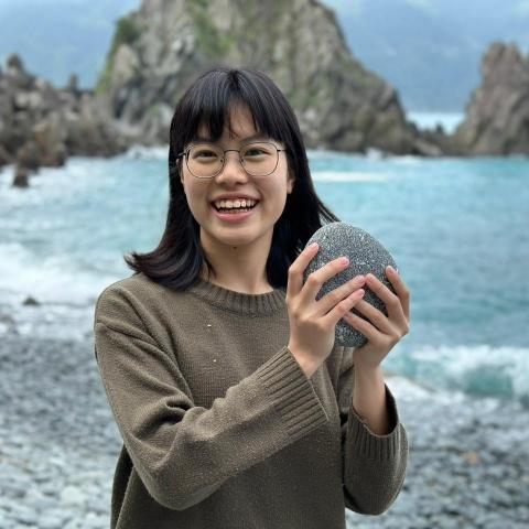 提供111數b服務的專家李旻蒨