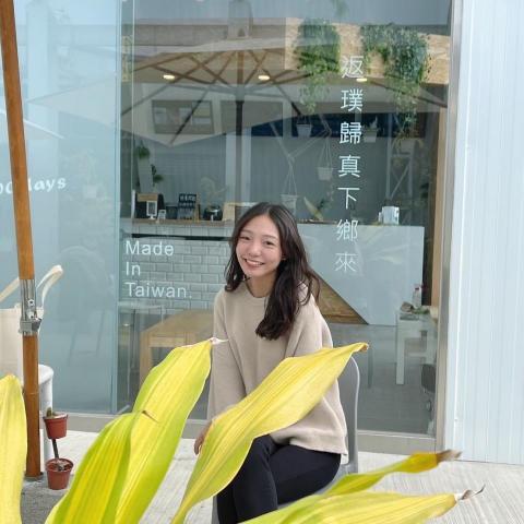 提供手工服務的專家Eva